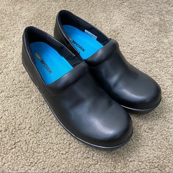 dr scholl's dynamo clogs